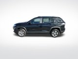 New 2025 Chevrolet Equinox LT w/ Convenience Package II image 2