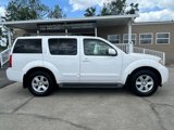 Used 2012 Nissan Pathfinder SV image 4