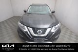 Used 2017 Nissan Rogue SV image 2
