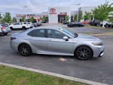 Used 2022 Toyota Camry SE image 6