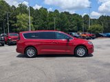 New 2025 Chrysler Pacifica Select image 4