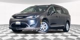 Used 2020 Chrysler Pacifica Touring-L image 2