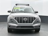 Used 2022 Hyundai Venue Limited image 3