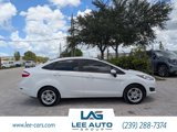 Used 2017 Ford Fiesta SE image 2