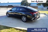 New 2025 Hyundai Elantra SE image 4