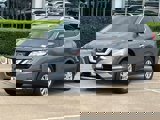 Used 2017 Nissan Rogue SV image 3
