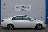 Used 2006 Toyota Avalon XLS image 2