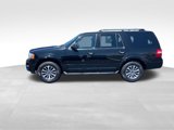 Used 2017 Ford Expedition XLT image 2