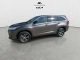 Used 2019 Toyota Highlander LE image 4