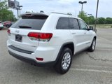 Used 2022 Jeep Grand Cherokee Laredo E image 3