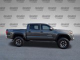 Used 2016 Toyota Tacoma TRD Off-Road image 3