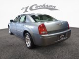 Used 2006 Chrysler 300 Touring w/ Comfort/Convenience Group image 5
