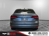 Used 2017 Volkswagen Jetta SE image 4