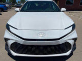 Used 2025 Toyota Camry SE image 2