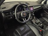 Used 2025 Porsche Macan image 4