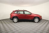 Used 2016 Jeep Cherokee Sport image 6