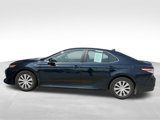 Used 2020 Toyota Camry LE image 4