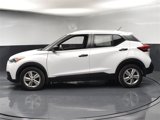 Used 2018 Nissan Kicks S image 4