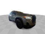 Used 2022 GMC Acadia SLE w/ Driver Convenience Package image 2