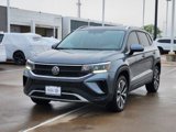 Used 2022 Volkswagen Taos SE image 2