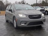 New 2025 Chrysler Pacifica Select image 2