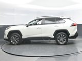 Used 2022 Toyota RAV4 XLE Premium image 3
