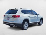 Used 2019 Volkswagen Atlas SE w/ Panoramic Sunroof Package image 4