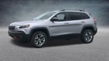 Used 2019 Jeep Cherokee Trailhawk w/ Cold Weather Group image 2