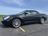 Used 2008 Chrysler Sebring Limited w/ Luxury Group image 2