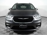 Used 2022 Chrysler Pacifica Limited image 2