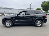 Used 2020 Jeep Grand Cherokee Laredo image 3