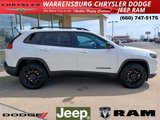 Used 2023 Jeep Cherokee Altitude Lux image 2