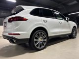 Used 2017 Porsche Cayenne Platinum Edition image 5