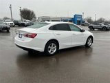 Used 2022 Chevrolet Malibu LT image 3