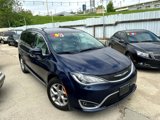 Used 2017 Chrysler Pacifica Touring-L Plus w/ Tire & Wheel Group image 2