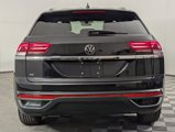 Used 2023 Volkswagen Atlas Cross Sport SE image 4