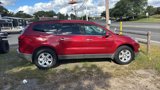 Used 2012 Chevrolet Traverse LT image 2