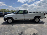 Used 2001 Chevrolet S10 Pickup 4x4 Extended Cab image 2