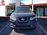 Used 2017 Nissan Rogue SV image 3