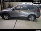 Used 2017 Nissan Rogue SV w/ SV Premium Package image 2