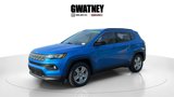 Used 2022 Jeep Compass Latitude image 3