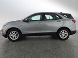 Used 2023 Chevrolet Equinox LS image 2