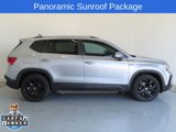 Used 2023 Volkswagen Taos SE image 2