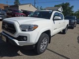 Used 2017 Toyota Tacoma SR5 image 3