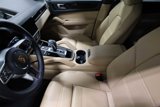 Used 2022 Porsche Cayenne image 5