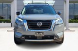 Used 2022 Nissan Pathfinder Platinum image 2