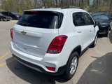 Used 2022 Chevrolet Trax LT w/ LT Convenience Package image 2