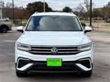 Certified 2024 Volkswagen Tiguan SE image 3