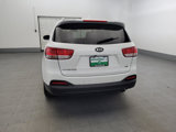 Used 2018 Kia Sorento LX image 6