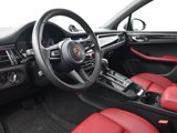 Certified 2025 Porsche Macan image 4